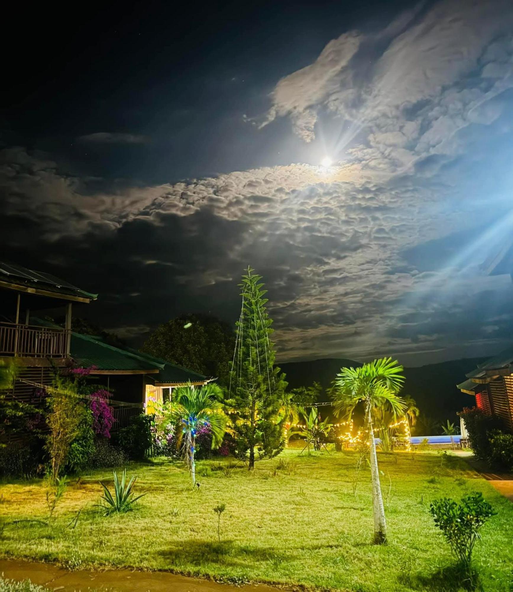 Ratanakiri Paradise Hotel & Restaurant Banlung Eksteriør bilde
