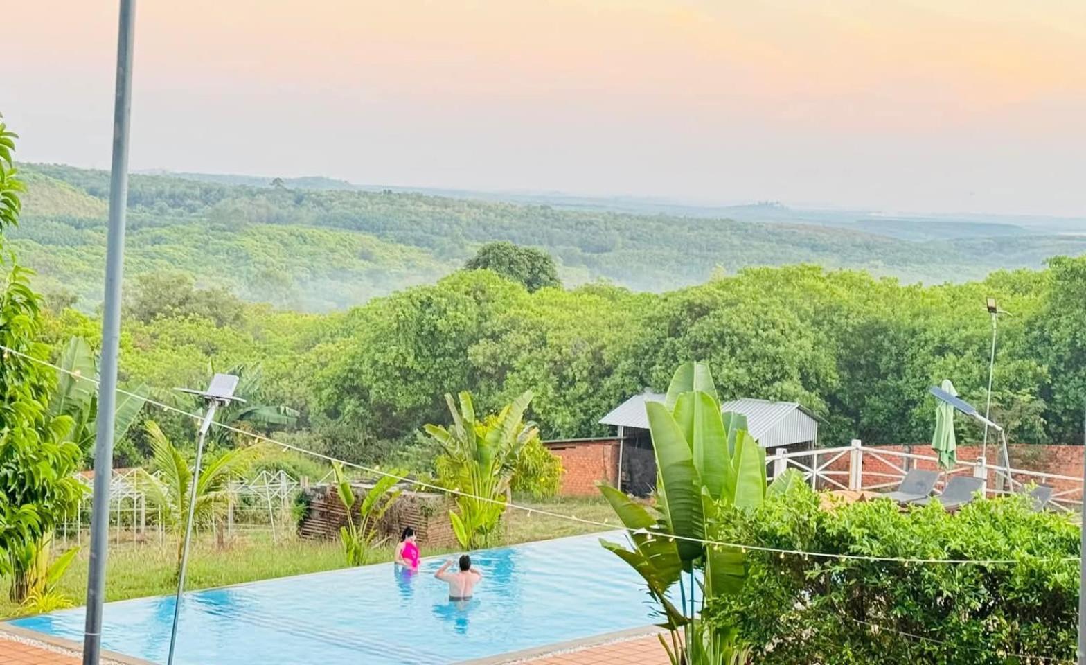 Ratanakiri Paradise Hotel & Restaurant Banlung Eksteriør bilde